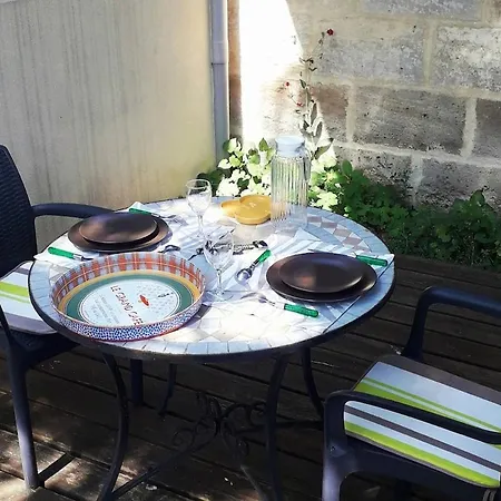 Semesterbostad Logis Du Parc Libourne